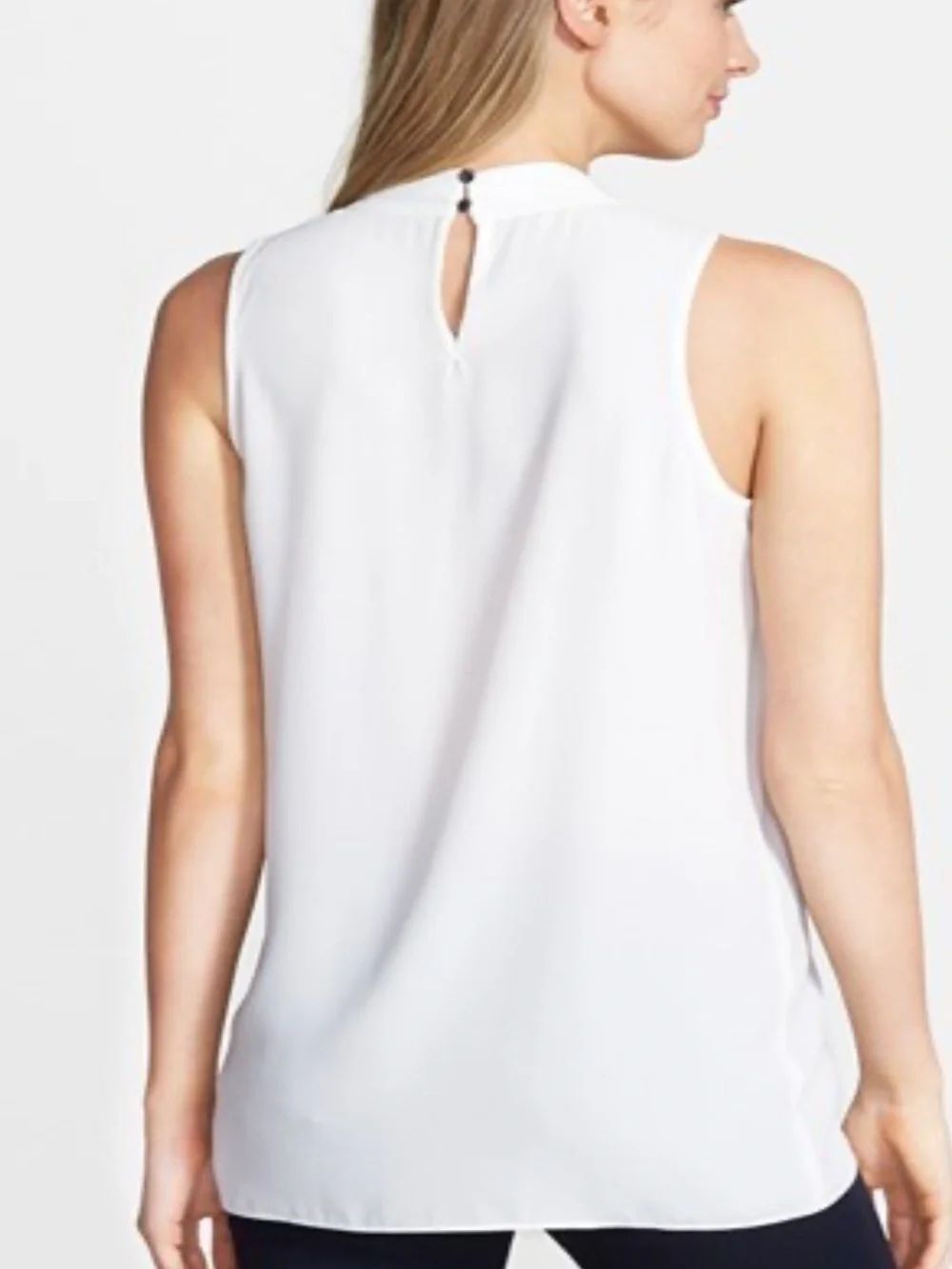 Vince Camuto Women's Shirred-Neck Sleeveless Blouse $69 - Picture 3 of 4